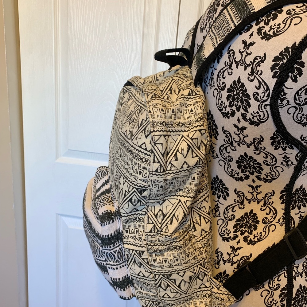 Earthbound Trading Co Backpack - image 5